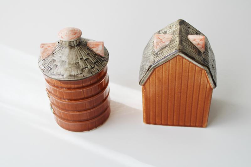 photo of vintage Enesco Japan ceramic Gentleman Farmer barn and silo salt & pepper shakers set #3