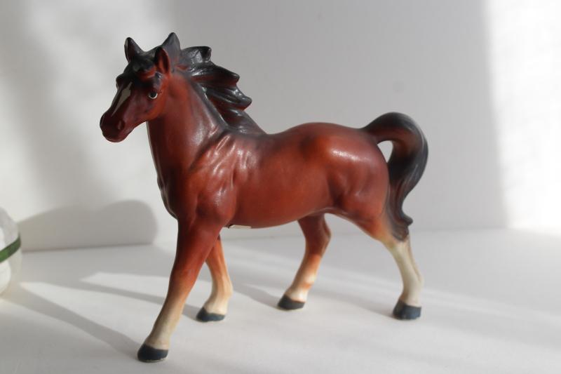 photo of vintage Enesco Japan ceramic Thoroughbred horse, large china figurine trophy #1