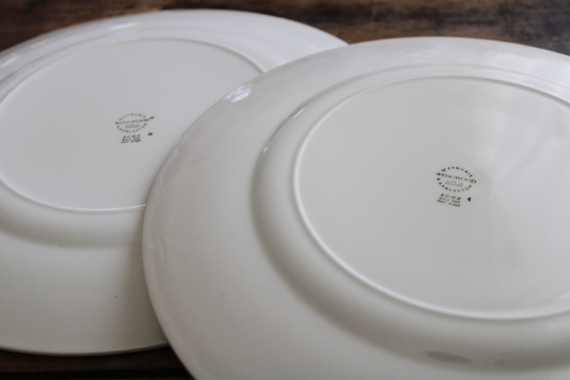 photo of vintage England Wedgwood Edme dinner plates, fluted pattern plain ivory creamware china #3