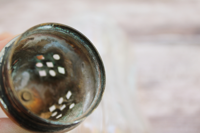 photo of vintage England muffineer, large glass sugar shaker w/ silver plated lid #4