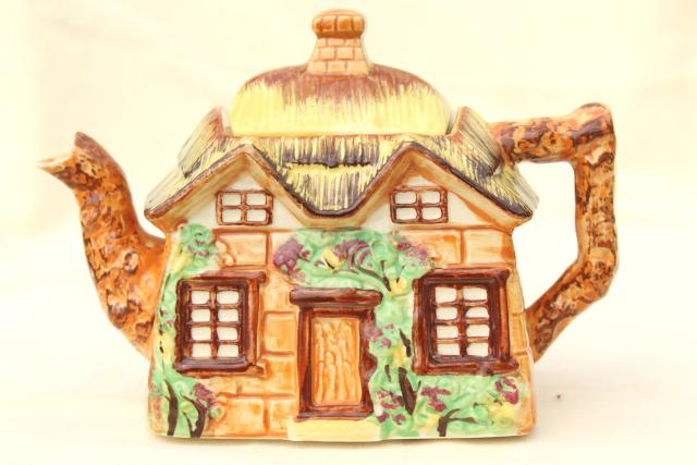 photo of vintage English Tudor thatched cottage tea set, made in Japan cottageware #6