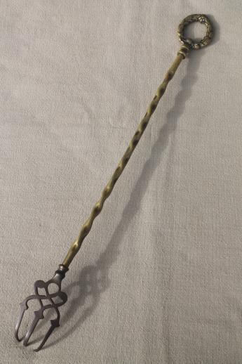 photo of vintage English brass toasting fork, long handled fork for making toast #3