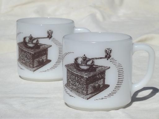 photo of vintage Federal oven proof glass coffee mugs w/ Moorman's advetising #1