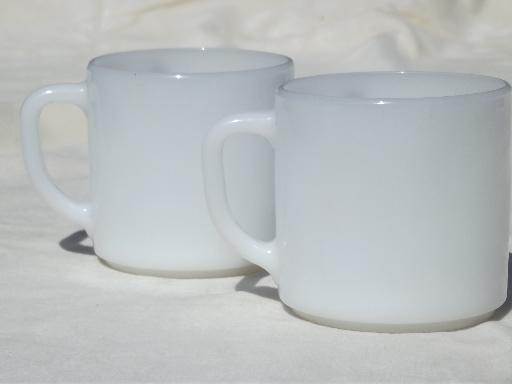 photo of vintage Federal oven proof glass coffee mugs w/ Moorman's advetising #4