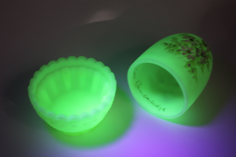 photo of vintage Fenton daisies custard satin glass fairy light, signed hand painted candle lamp #3