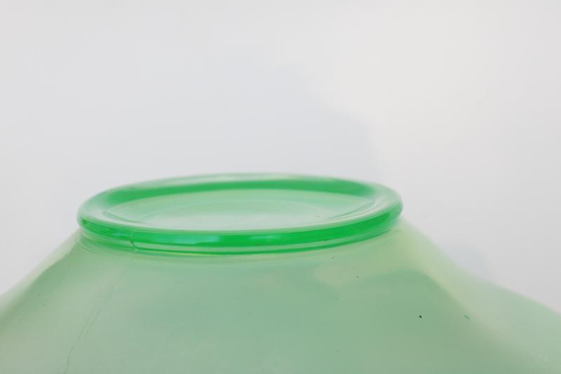 photo of vintage Fenton florentine green stretch glass flower bowl w/ uranium glow #5