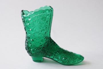 catalog photo of vintage Fenton glass boot figurine or tiny vase, daisy & button pattern spruce green glass 