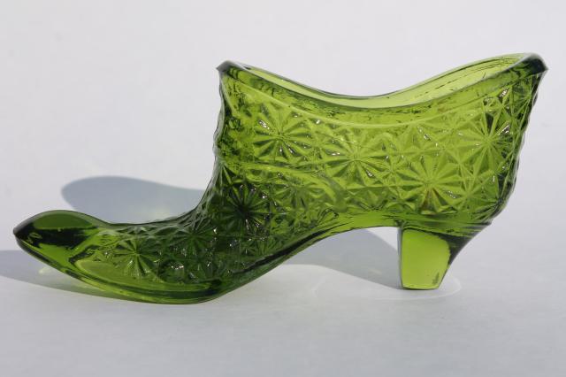 photo of vintage Fenton glass shoes, daisy and button pattern glass, amber & green #2