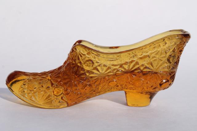 photo of vintage Fenton glass shoes, daisy and button pattern glass, amber & green #3