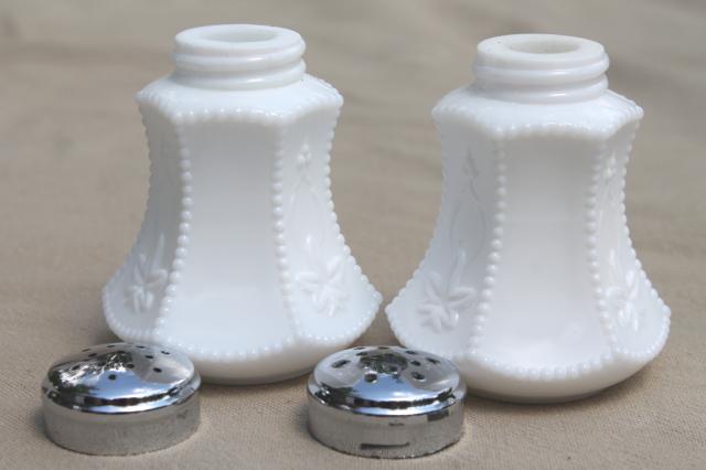 photo of vintage Fenton milk glass S&P shakers, beaded edge & flower leaf #2