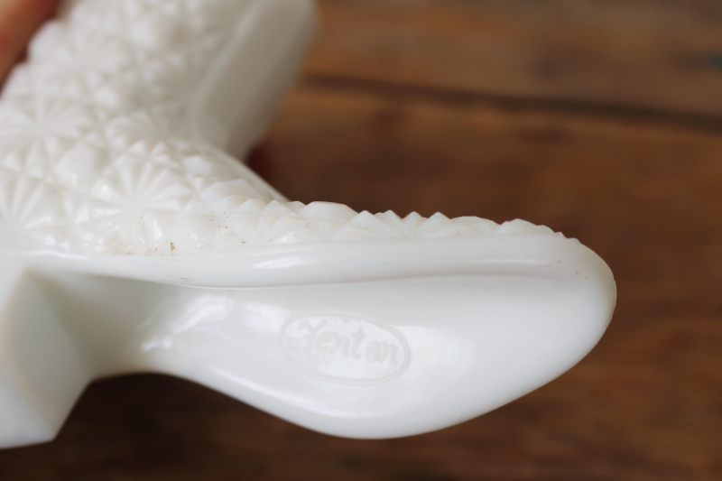 photo of vintage Fenton milk glass boot, figurine or tiny vase daisy & button glass  #4