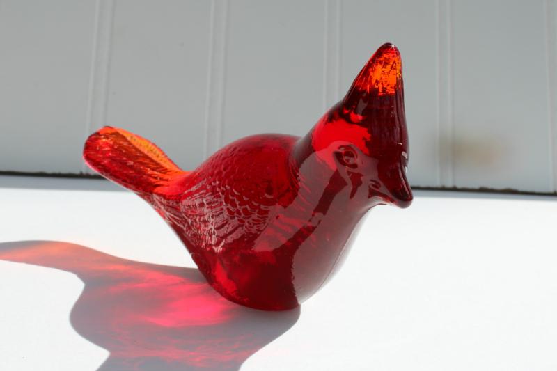 photo of vintage Fenton red glass cardinal bird figurine, art glass animal #2