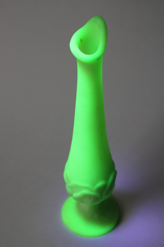 photo of vintage Fenton uranium glow lime custard satin glass bud vase, water lily pattern  #1