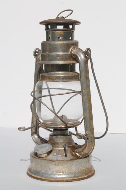 photo of vintage Feuerhand baby lantern #275 w/ glass shade, made in Western Germany #4