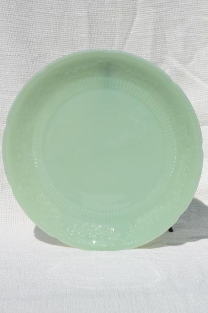 photo of vintage Fire King jade-ite jadite green Alice dinner plate #1