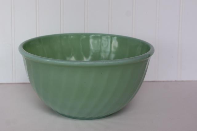 photo of vintage Fire King jadeite jadite green glass swirl pattern large mixing bowl #1