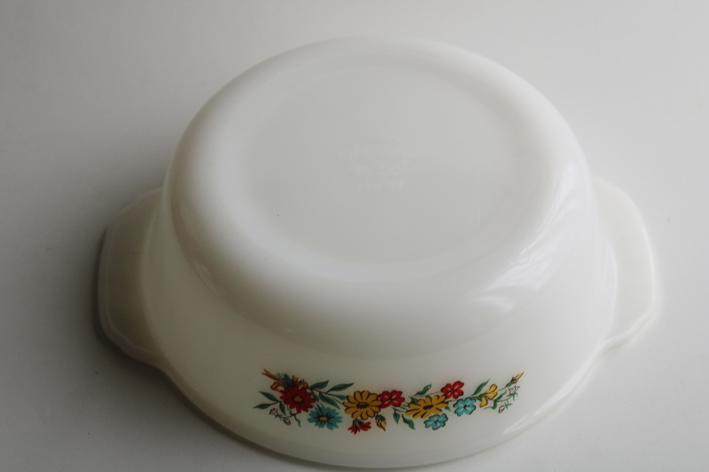 photo of vintage Fire King milk glass Spring Wreath pattern casserole baking dish #4