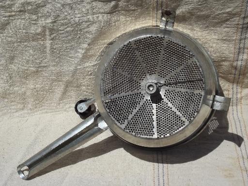 photo of vintage Foley food mill, hand crank strainer for applesauce or baby food #3