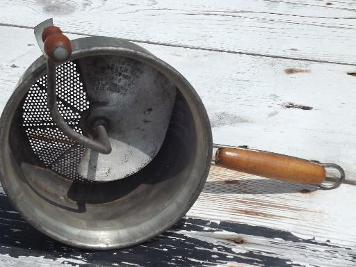 photo of vintage Foley food mill, hand crank strainer for applesauce or baby food #2