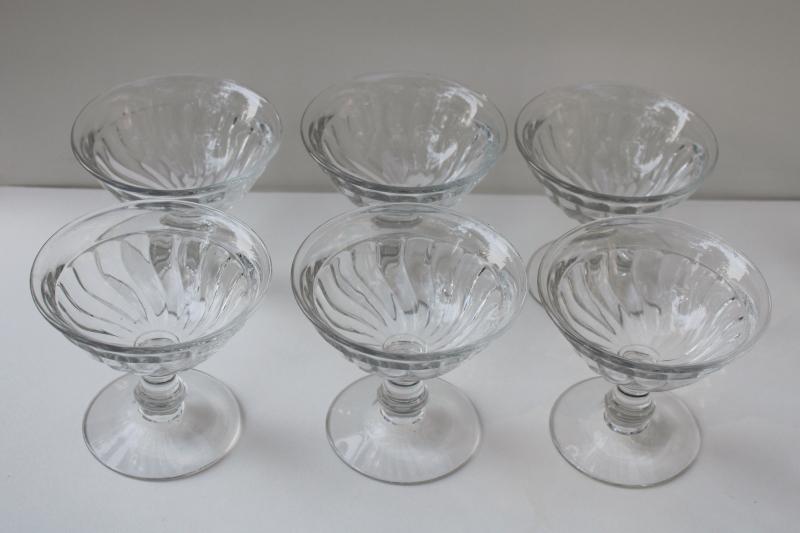 photo of vintage Fostoria Colony pattern coupe champagne glasses, low saucer shape champagnes #3