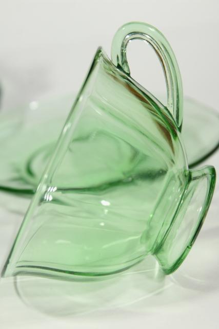 photo of vintage Fostoria Fairfax green glass tea cups & saucers, elegant depression glass #5
