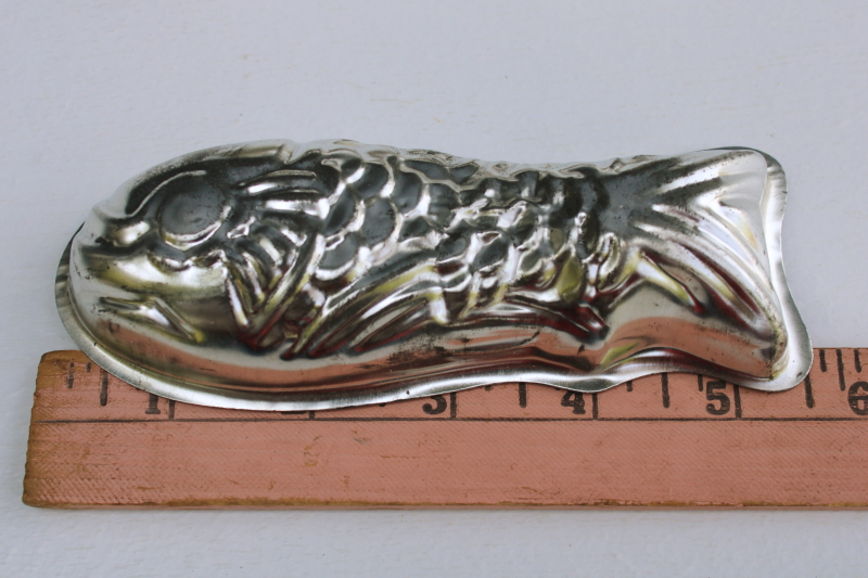 photo of vintage French tin molds, fish shaped molds for aspic, jello, chocolate, small cakes? #2
