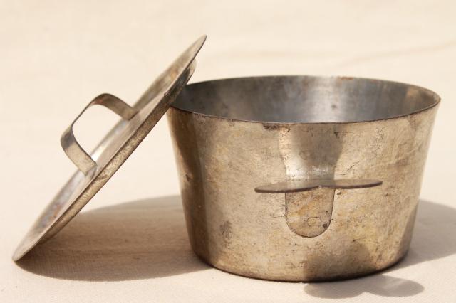 photo of vintage French tin pot w/ heart shaped handles, beautiful old zinc color tinning #2