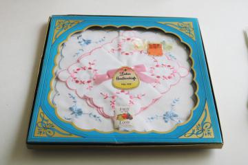 catalog photo of vintage Fruit of the Loom embroidered cotton hankies, ladies handkerchiefs in original box