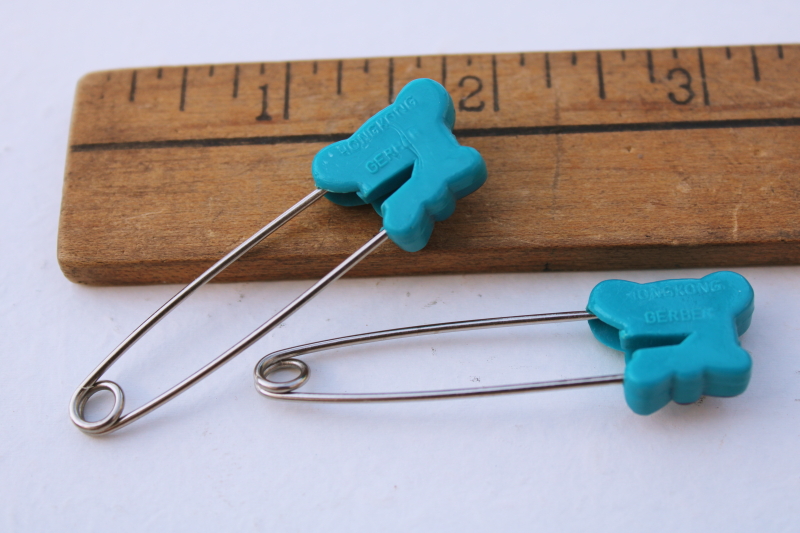 photo of vintage Gerber diaper pins, safety pins w/ plastic baby bears in blue #2