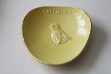 catalog photo of vintage Germany pottery bowl w/ baby chick, Rindfleisch eat beef embossed motto 