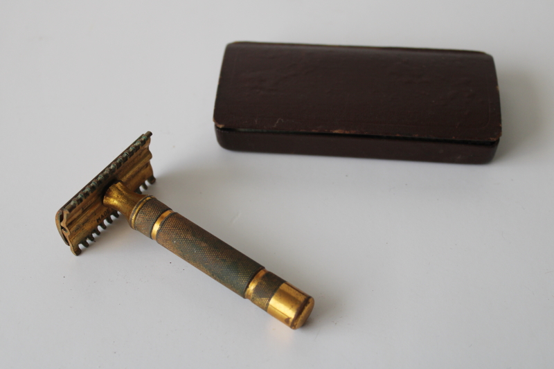 photo of vintage Gillette safety razor lot, two razors, Old Type case w/ blades  #4