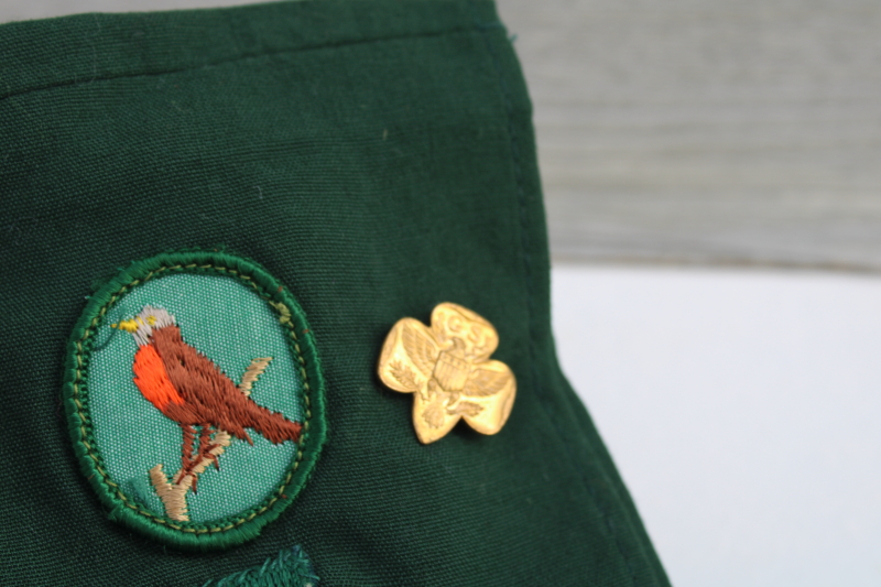 photo of vintage Girl Scouts sash badges pin & beret, Brownie uniform dress beanie #4