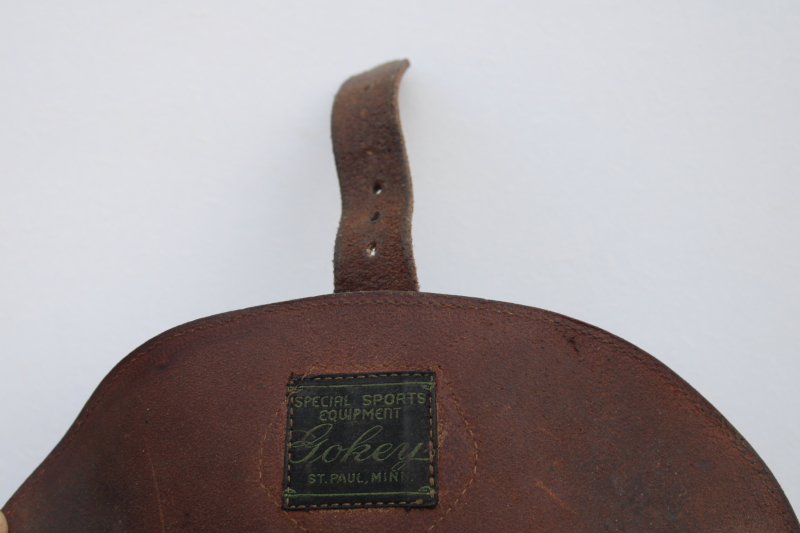 photo of vintage Gokey label heavy leather satchel shoulder bag, 1940s 50s hunting shooting bag #4