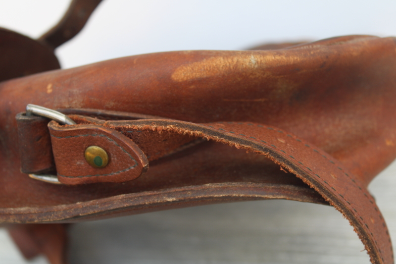photo of vintage Gokey label heavy leather satchel shoulder bag, 1940s 50s hunting shooting bag #8