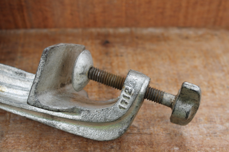 photo of vintage Griswold No 2 cast iron meat grinder food chopper, antique kitchen tool  #10