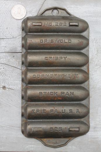 photo of vintage Griswold cast iron cornbread pan #262 mini corn sticks or wheat stick #4