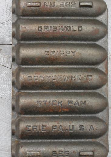 photo of vintage Griswold cast iron cornbread pan #262 mini corn sticks or wheat stick #5
