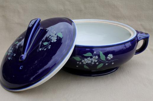 photo of vintage Hall china cobalt blue garden pattern casserole w/ art deco shape #3