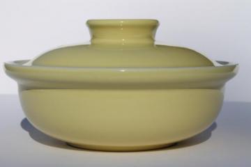 catalog photo of vintage Hall pottery Forman family casserole bowl baking dish, Hall's Superior china