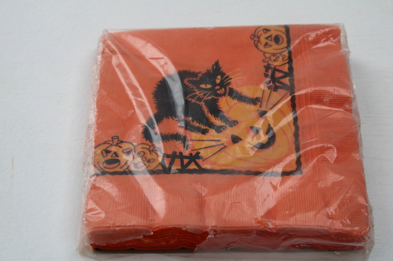 photo of vintage Halloween black cat paper napkins from Woolworths, original package party decor #1