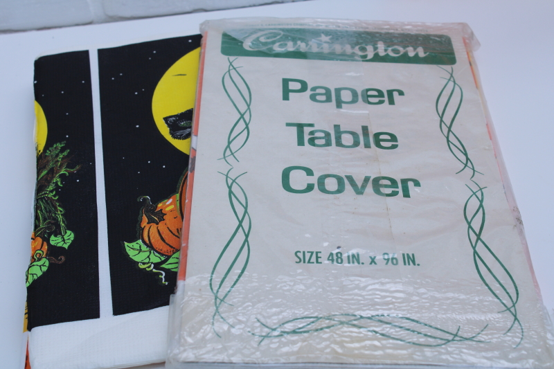 photo of vintage Halloween party tablecloths, orange crepe paper w/ black cat, white paper table covers w/ print borders #8