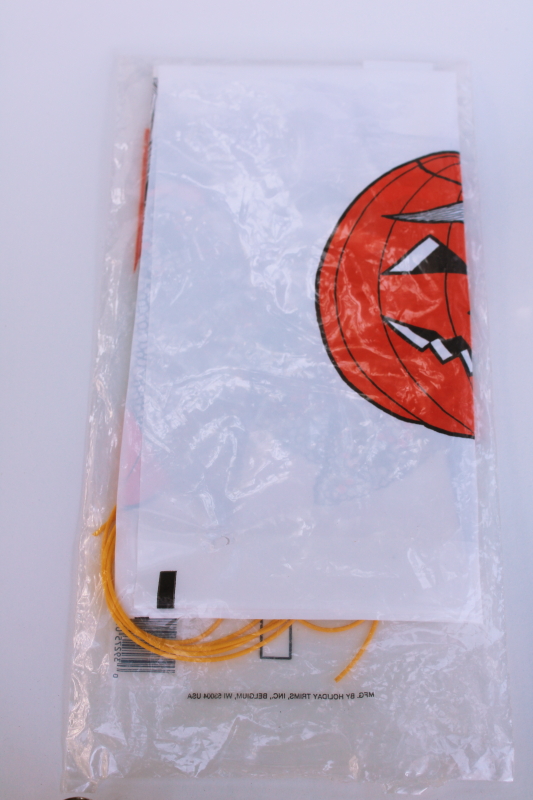 photo of vintage Hallowween decor 1980s kitsch print plastic mailbox cover sealed original package, retro graphics #4