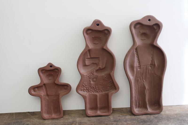 photo of vintage Hartstone stoneware cookie molds, fairy tale Three Bears bear family set #1