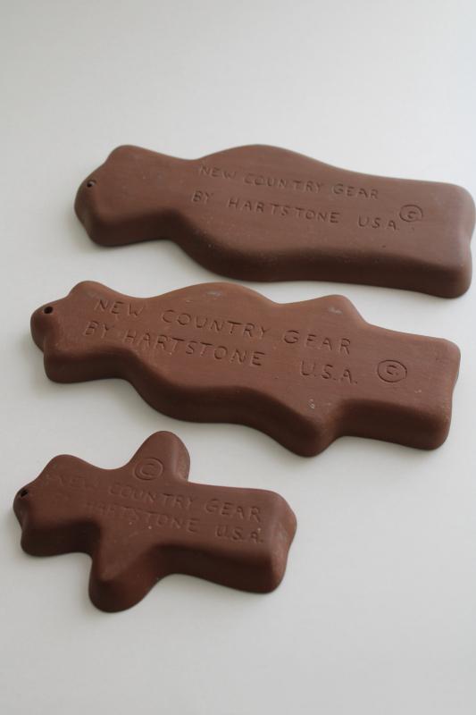 photo of vintage Hartstone stoneware cookie molds, fairy tale Three Bears bear family set #7