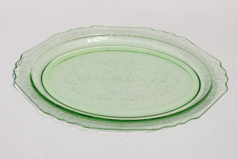 photo of vintage Hazel Atlas Florentine poppy pattern green depression glass platter #2