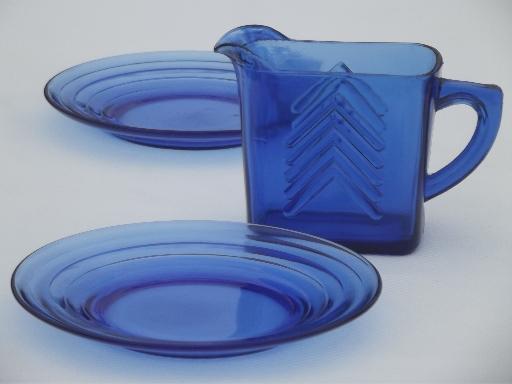 photo of vintage Hazel Atlas cobalt blue depression glass cream pitcher & plate #1
