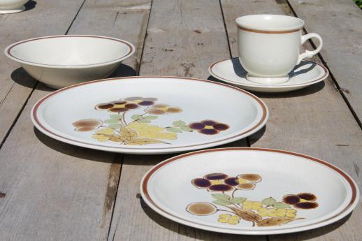 photo of vintage Hearthside stoneware dishes set for 8, Foliage Time retro flowers #2