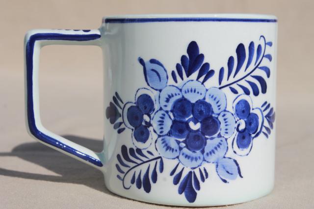 photo of vintage Holland Delft mugs, blue & white handpainted coffee cups w/ Dutch row houses #7