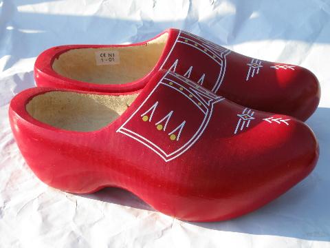 photo of vintage Holland souvenir, full sized hand-painted Dutch klompen wood shoes #2