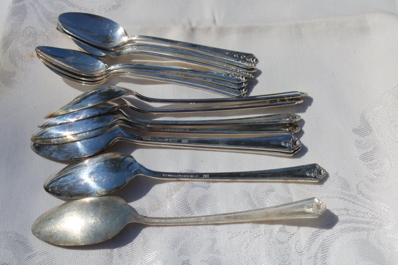 photo of vintage Holmes & Edwards silver plate flatware set for 8, Spring Garden pattern circa 1949 #3